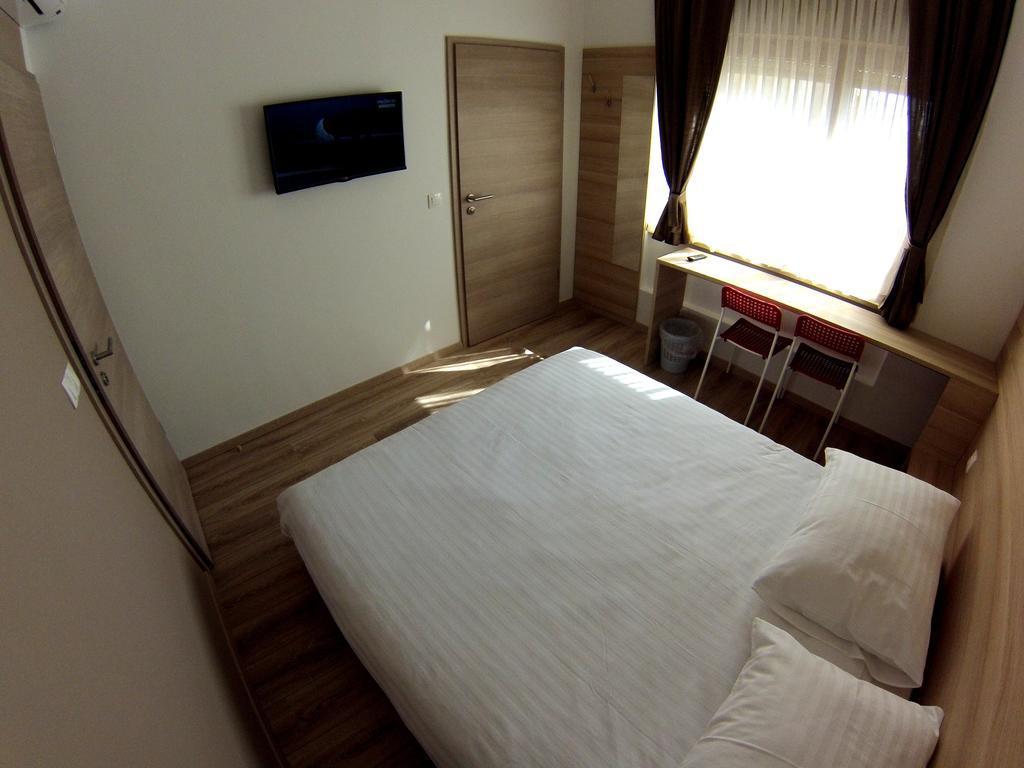 Sweet Dreams Rooms And Apartments Postojna Værelse billede